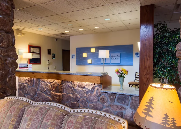 Comfort Inn & Suites Mt Rushmore
